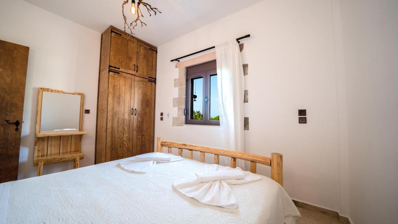 Villa Estia Plátanos Exterior foto